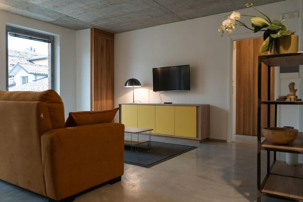 Ferienwohnung Centro Storico Recinto Dei Nobili 4-Private Parking Asti Exterior foto